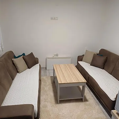 Holiday home Vikendica Kozlovac Tuzla